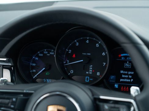 Certified 2026 Porsche Macan AWD/4WD image 31