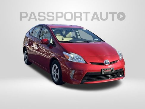 Used 2015 Toyota Prius Four image 6