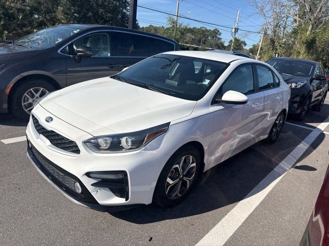 Used 2019 Kia Forte LXS FWD image 3