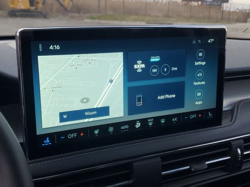 New 2026 Lincoln Corsair Premiere image 20