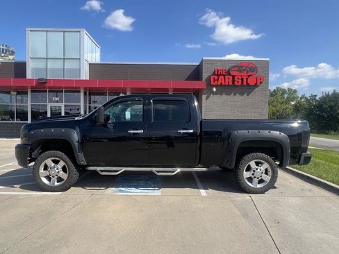 Used 2010 Chevrolet Silverado 2500 LTZ w/ Convenience Package AWD/4WD image 1