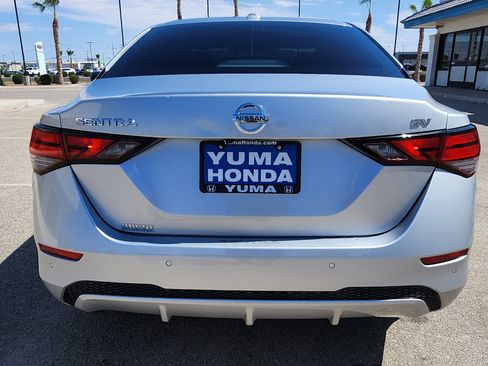 Used 2022 Nissan Sentra SV FWD image 6