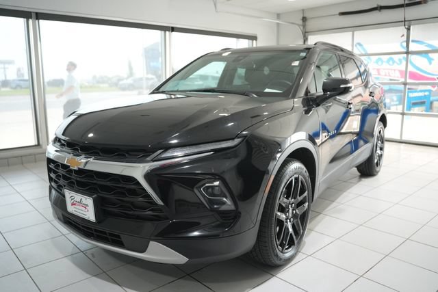 Used 2023 Chevrolet Blazer LT AWD/4WD image 5