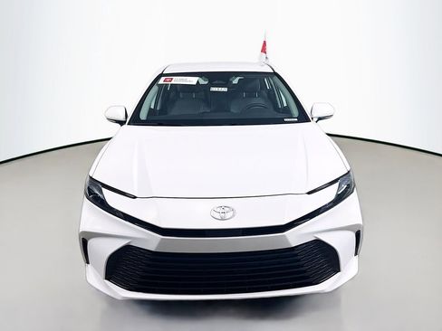 Certified 2025 Toyota Camry LE w/ Convenience Package image 2