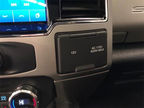 Used 2022 Ford F350 Lariat w/ Tremor Off-Road Package image 27