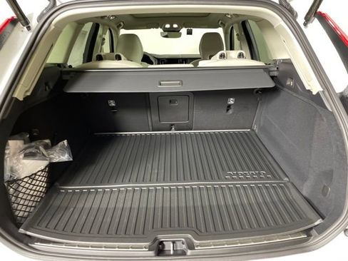 Certified 2024 Volvo XC60 T8 Plus w/ Protection Package image 40