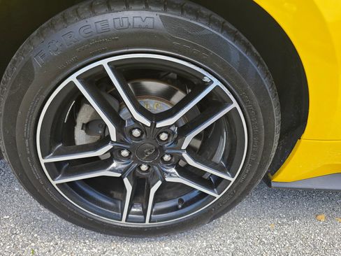 Used 2018 Ford Mustang Premium w/ Equipment Group 201A RWD image 24