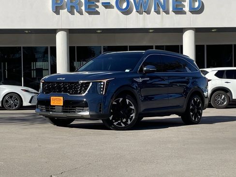 Used 2024 Kia Sorento EX w/ Panoramic Sunroof Package image 1