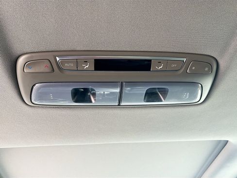 Used 2022 Kia Telluride EX w/ EX Premium Package FWD image 26