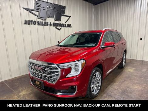 Used 2023 GMC Terrain Denali AWD/4WD image 1