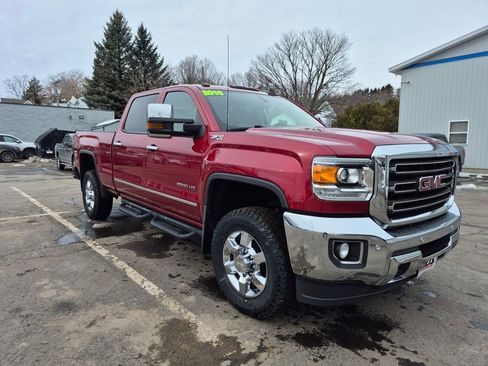Certified 2018 GMC Sierra 2500 SLT w/ Snow Plow Prep Package image 3