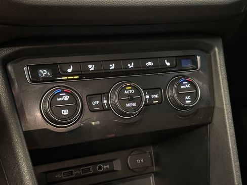 Used 2019 Volkswagen Tiguan SE AWD/4WD image 15