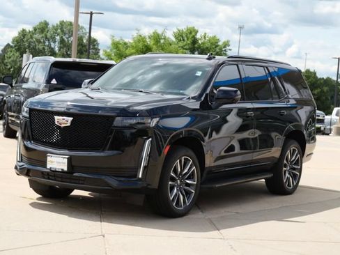 Used 2023 Cadillac Escalade Sport AWD/4WD image 3