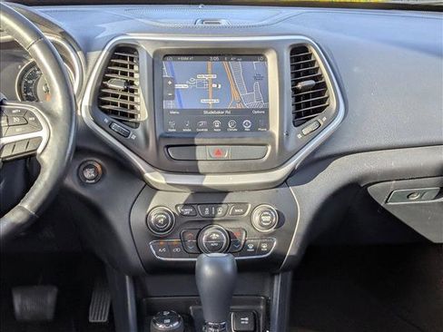 Used 2016 Jeep Cherokee Limited w/ Luxury Group image 15