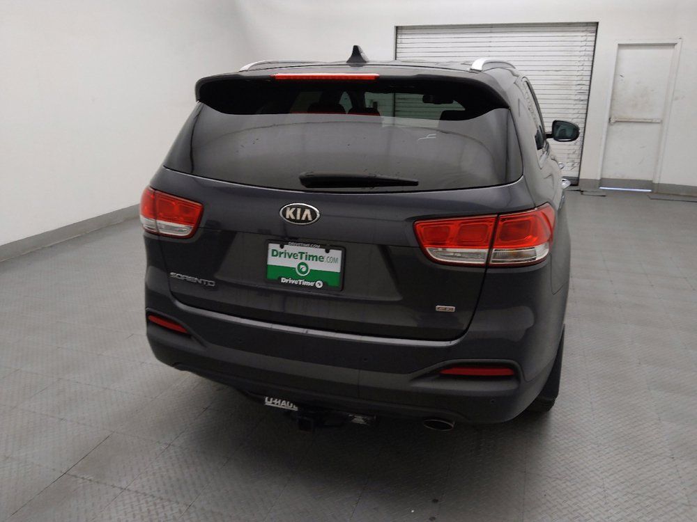 Used 2017 Kia Sorento FWD w/ LX Convenience Package image 7