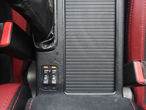 Used 2019 Subaru WRX STI Limited image 9