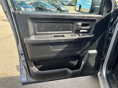 Used 2020 RAM 1500 Express AWD/4WD image 14