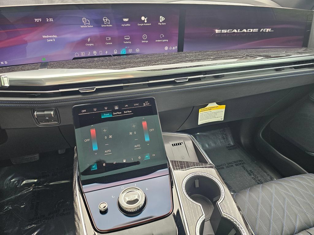 New 2026 Cadillac Escalade IQL Luxury AWD/4WD image 31