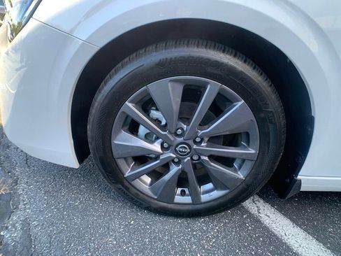 Certified 2026 Nissan Sentra SL w/ Floor Mat Package FWD image 38