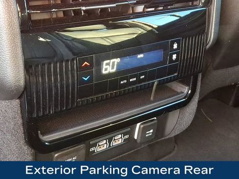 Used 2022 Jeep Wagoneer Series I image 14