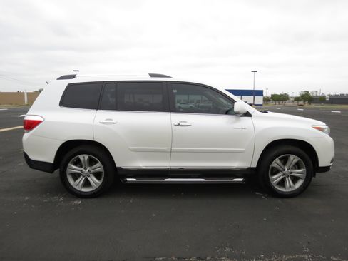 Used 2012 Toyota Highlander Limited image 4