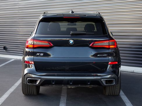 Used 2019 BMW X5 xDrive40i w/ M Sport Package AWD/4WD image 6