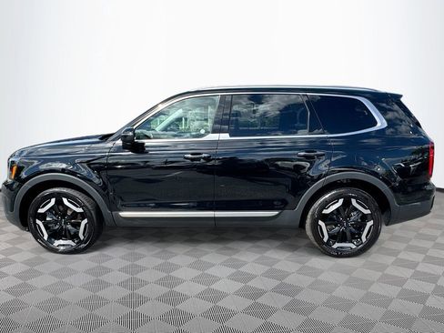Used 2025 Kia Telluride S image 9