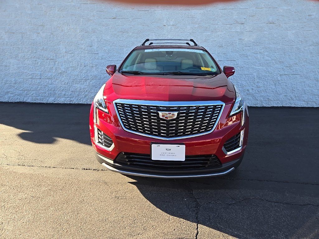 Certified 2023 Cadillac XT5 Premium Luxury w/ Technology Package FWD image 3