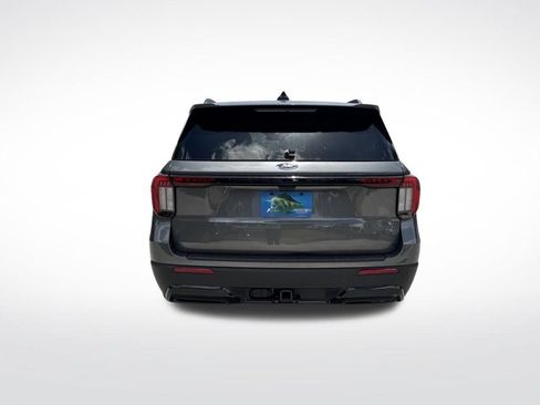 Used 2026 Ford Explorer ST-Line w/ ST-Line Street Pack RWD image 7