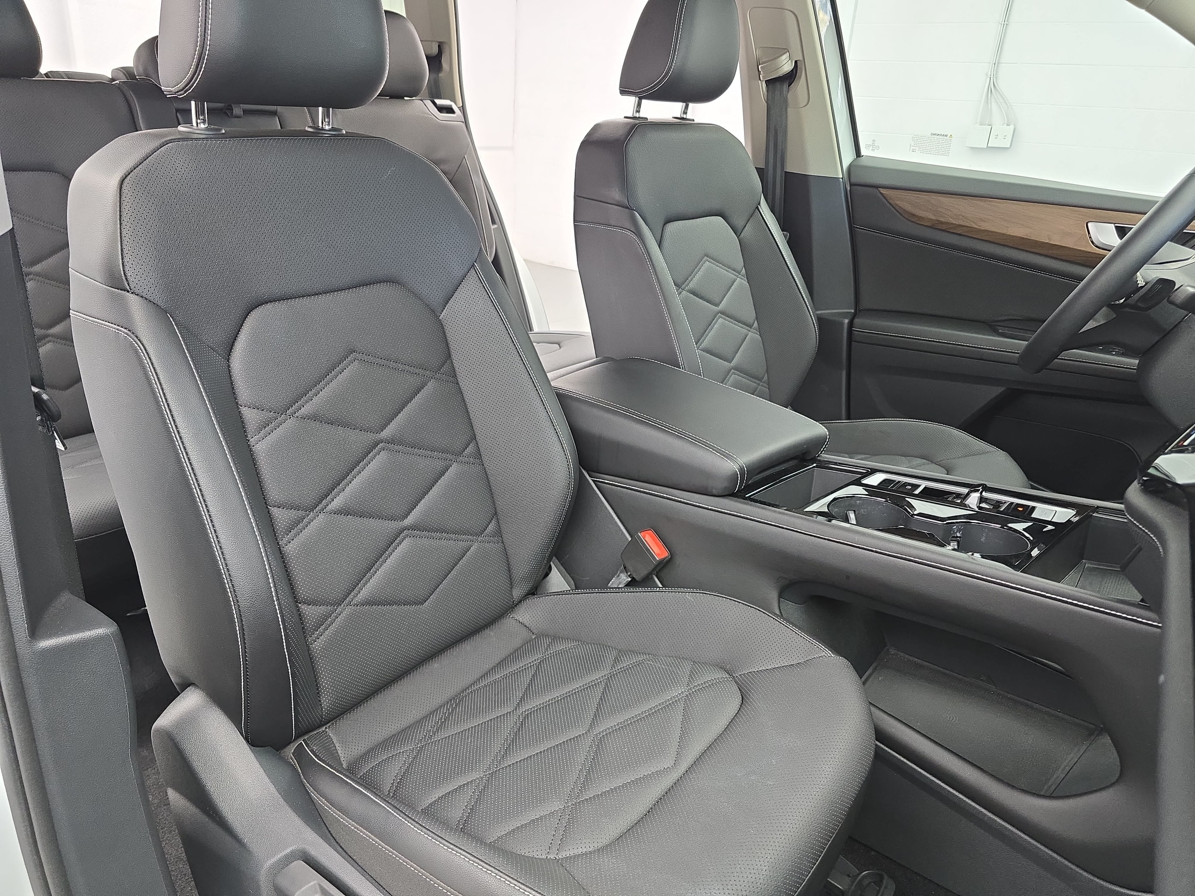 Certified 2024 Volkswagen Atlas SE AWD/4WD image 10
