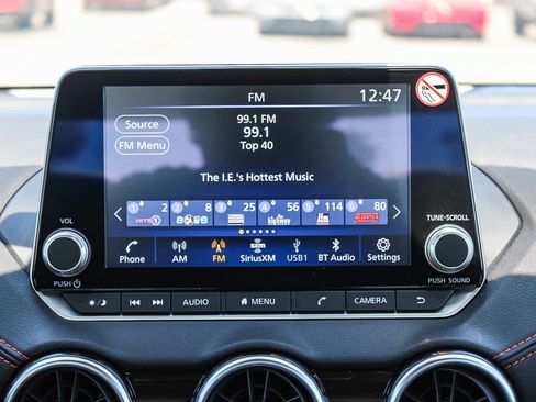 Used 2025 Nissan Sentra SR w/ SR Premium Package FWD image 14