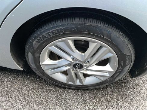 Used 2020 Hyundai Elantra Value Edition w/ Cargo Package (C1) image 31