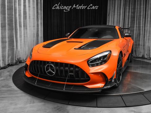 Used 2021 Mercedes-Benz AMG GT Black Series image 2