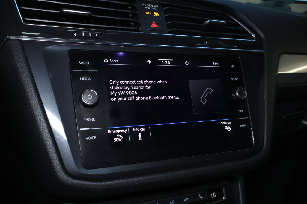 Used 2021 Volkswagen Tiguan SE R-Line AWD/4WD image 29