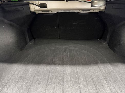 Used 2024 Hyundai Elantra Limited FWD image 29