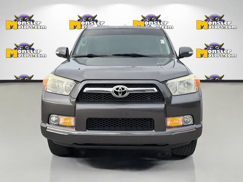 Used 2012 Toyota 4Runner Limited AWD/4WD image 2