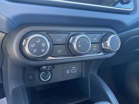 New 2025 Nissan Versa SV w/ Trunk Package image 16