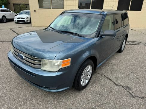 Used 2010 Ford Flex SE FWD image 14