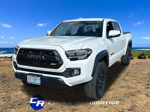 Used 2023 Toyota Tacoma TRD Off-Road w/ Technology Package image 1