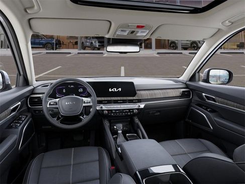 New 2025 Kia Telluride EX image 17