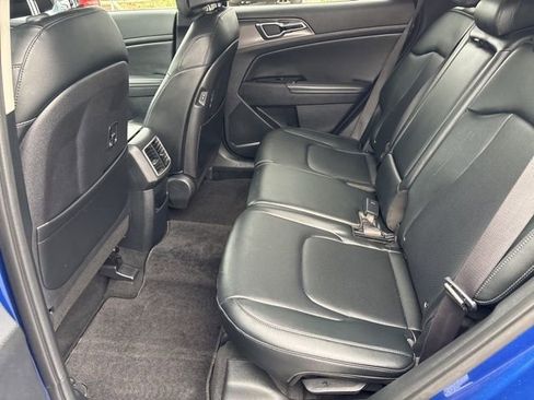 Certified 2023 Kia Sportage SX image 29