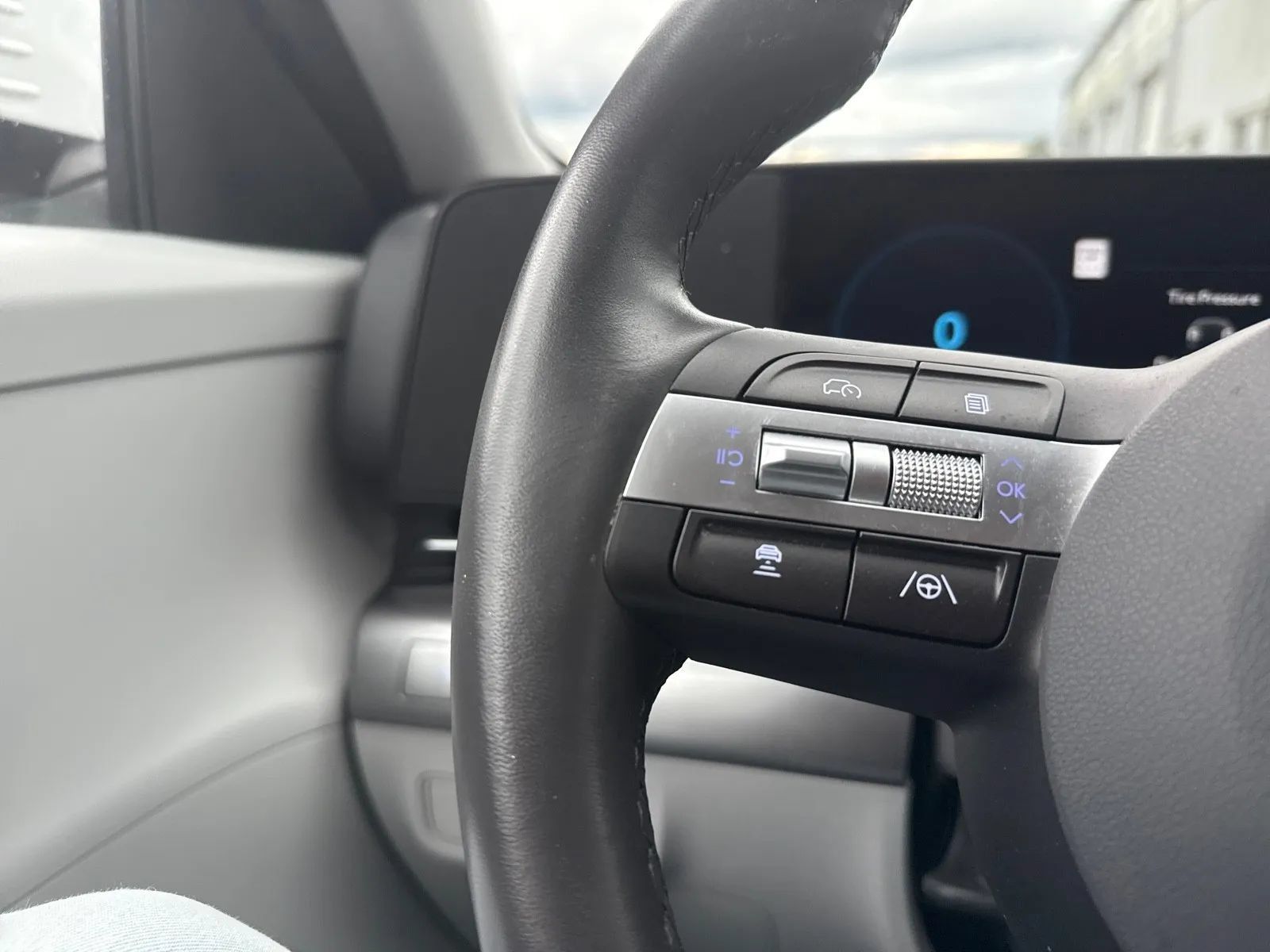 Used 2024 Hyundai Kona SEL FWD image 15