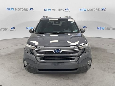 New 2025 Subaru Forester Premium image 7