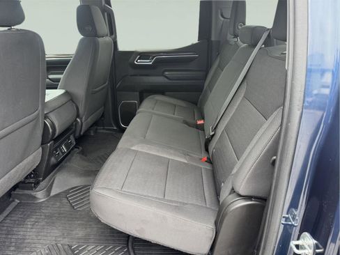 Used 2022 Chevrolet Silverado 1500 LT AWD/4WD image 10