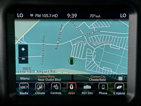 Used 2022 Jeep Wrangler Sahara w/ Cold Weather Group image 21