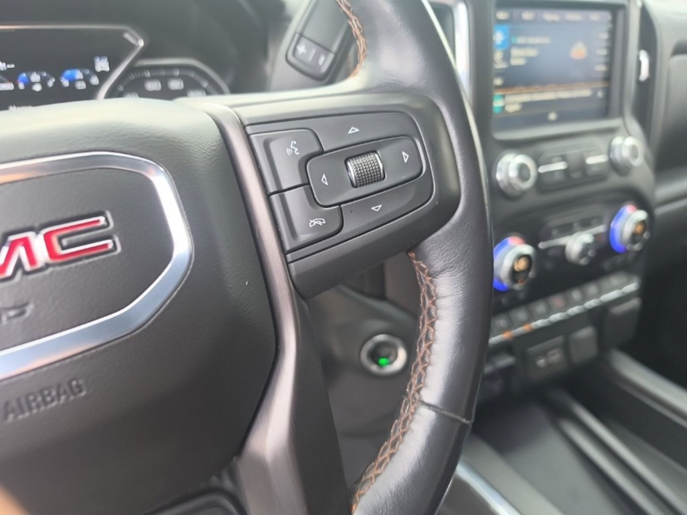 Used 2021 GMC Sierra 1500 AT4 w/ AT4 Value Package AWD/4WD image 16