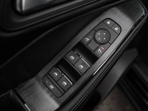 New 2026 Nissan Rogue SV AWD/4WD image 17