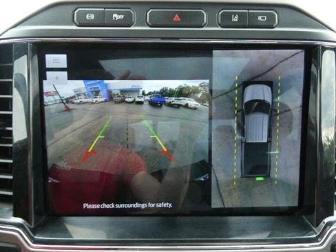 Certified 2022 Ford F350 Platinum AWD/4WD image 35