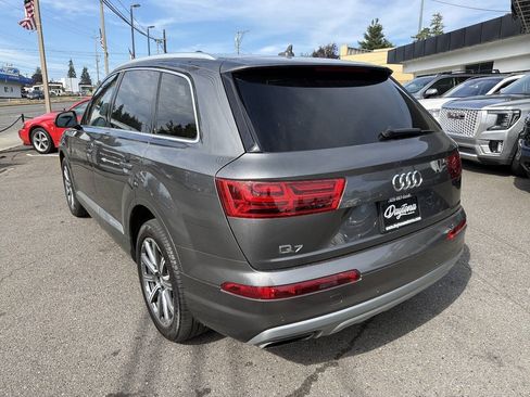 Used 2019 Audi Q7 2.0T Premium Plus w/ Premium Plus Package AWD/4WD image 3
