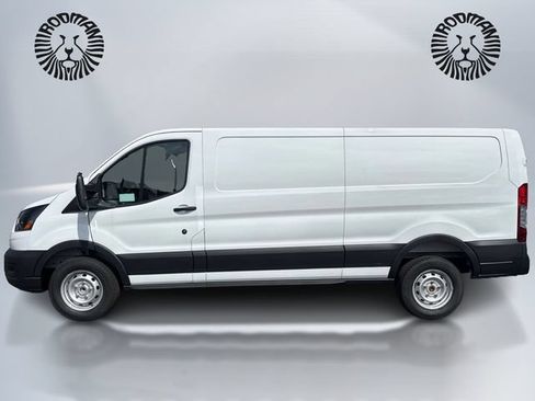 New 2025 Ford Transit 250 Low Roof RWD image 10
